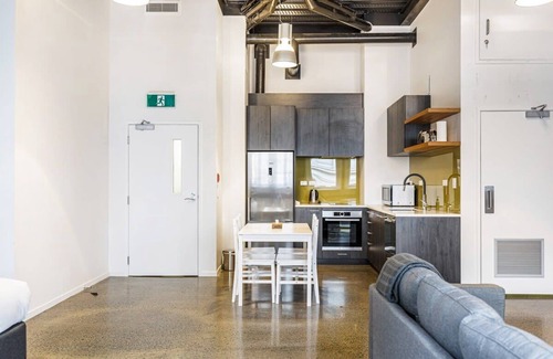 Auckland Central Business District Apartment | Modern Studio + Prime Location by Zodiak Stays