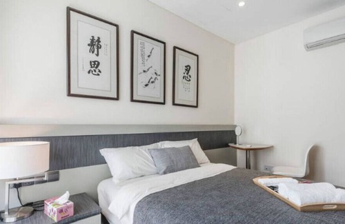 Bedok House | Modern studio room max 3 pax EZS-3 with shared pool in bungalow