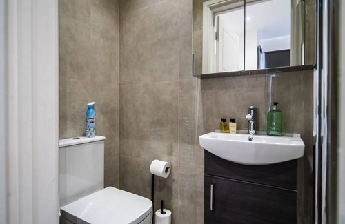 Wembley Central Apartment | Modern Studio Rooms in Wembley 1 DUP