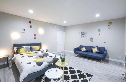 Koreatown Apartment | Modern Studio w/Parking @ctr of Koreatown/DTLA
