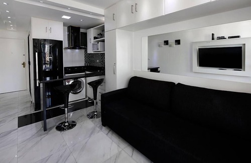 Copacabana Apartment | Modern studio with privileged view to the beach