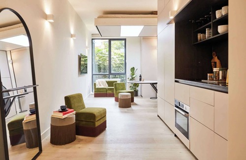 Harrow Apartment | Modern Studios w/Gym & Rooftop | The Hill by Nestor