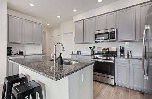 Fort Collins House | Modern & Stunning Home near Breweries and Old Town