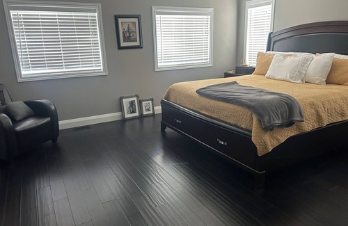 Doon South House | Modern Stunning House 4Bed 2.5 bath