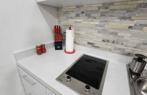 Santurce Apartment | Modern Style 1BR near beaches w/free parking