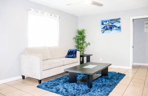 Dallas House | Modern Style Minimalistic Home!