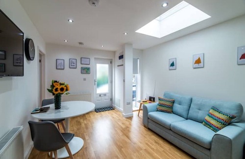 West Bridgford Apartment | Modern, Stylish 1 Bedroomed Apartment