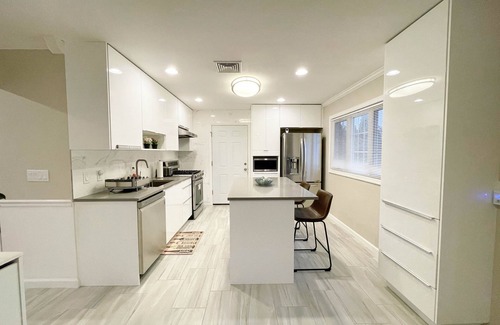 Edison House | Modern & Stylish 3 bed single house central Jersey