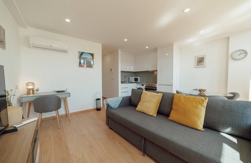 Campanha Apartment | MODERN & STYLISH APARTMENT II by VACATIONY