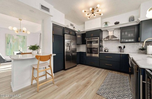 El Conquistador House | Modern & Stylish El Con Patio Home on The 3rd