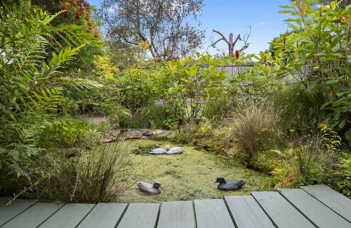 Mount Colah House | Modern Stylish Getaway with Stunning garden view Granny Flat in MC 2079