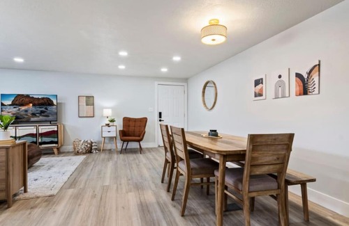 South Salt Lake Apartment | Modern Sugarhouse Condo Near Ski & Downtown