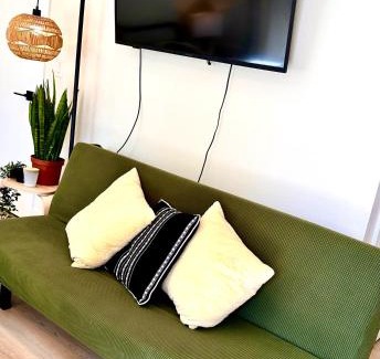 Vancouver Apartment | Modern Suit Premium Apartment