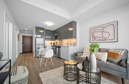 Kitchener Apartment | Modern Suite with City Views