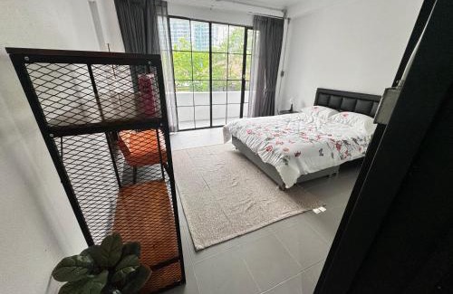Sukhumvit Apartment | Modern Sukhumvit house near Phrakanong BTS station