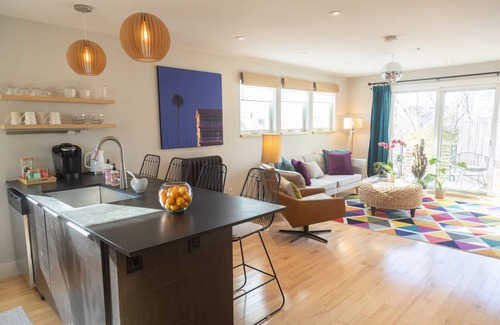 East End House | Modern & Sunny House Steps from the Promenade. Private Parking!