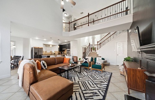 Klein House | Modern Texas Themed Getaway near Houston!
