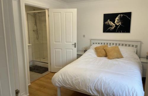 Bury St Edmunds Apartment | Modern The Mews Apartment