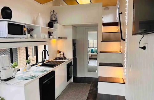 Drewvale House | Modern Tiny House Fully Equipped