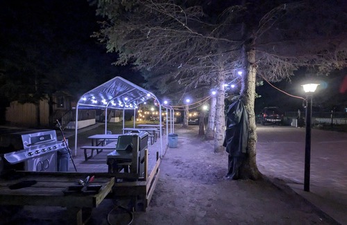 Wasaga Beach Cottage | Modern Tiny Wood Cottage #3 Camping style Cottages 5 minutes to the beach!