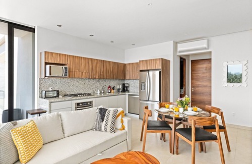 Bucerias Condo | Modern top floor condo w/Oceanview & Infinity Pool