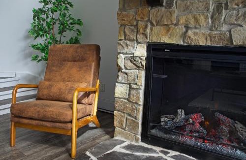 The Blue Mountains House | Modern Town at Wintergreen 2min walk to Village Sauna