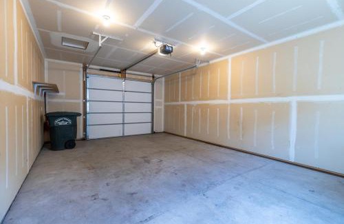 Evergreen House | Modern Townhome Enclosed Garage Wd