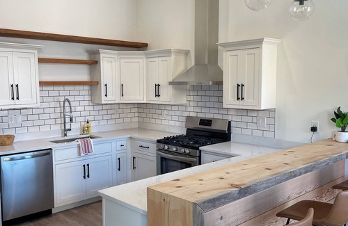 Marquette House | Modern Townhome - Heart of Downtown Marquette- Shops, Restaurants, Waterfront