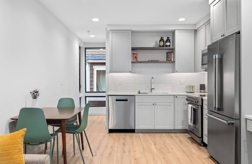 Old Ballard House | Modern Townhome in Walkable Ballard - 2 bedroom, 2 bathroom with AC