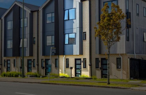 Massey House | Modern Townhouse in Prime Location!