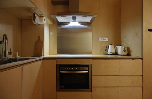 Pyeongtaek House | Modern traditional Korean house 5 minutes to Camp Humphreys