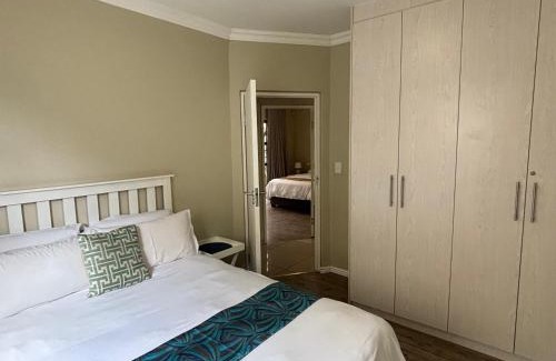 Beacon Bay Apartment | Modern Tranquil Stay