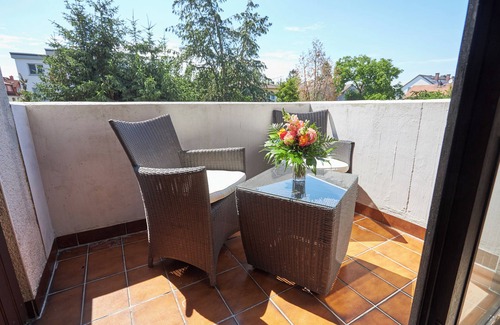 Offenbach am Main Apartment | Modern two bedroom apartment with balcony - Parking available - Free Bike Rentals