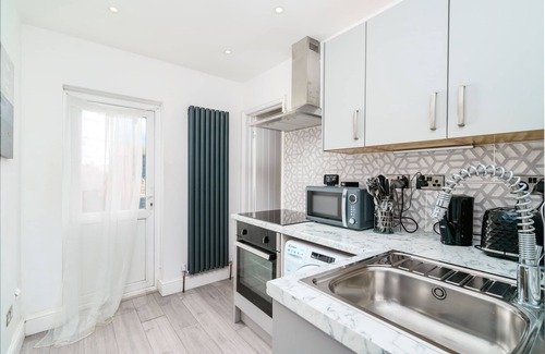 Stratford and New Town Apartment | Modern two bedroom flat close to Stratford Westfield mall
