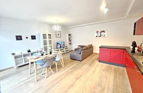Hollerich Apartment | Modern two bedrooms in city center with a private parking