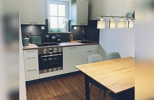 Schlatzendorf Apartment | Modern two-room apartment for up to 4 people with balcony