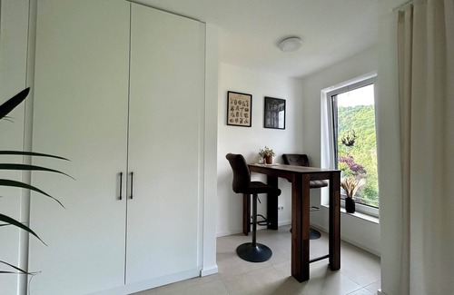 Niederschelden Apartment | Modern und Zentral Trifft auf Ruhe und Natur