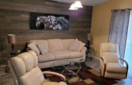 Satellite Beach House | Modern Unit (550) Blocks from ocean - Pet Friendly