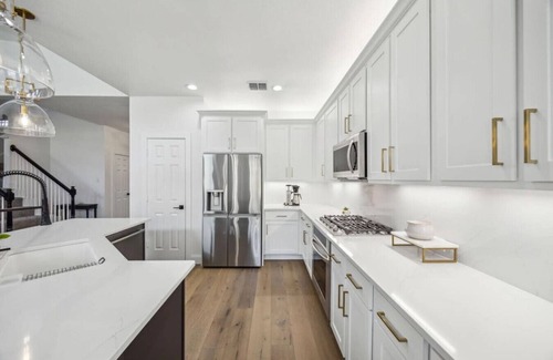 Frisco House | Modern & Upscale Frisco Getaway