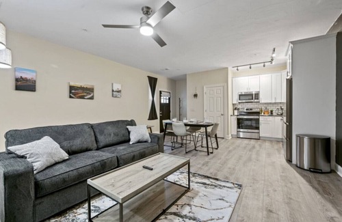 East Liberty Apartment | Modern & Upscale King Bed Suite|Private w/Parking!