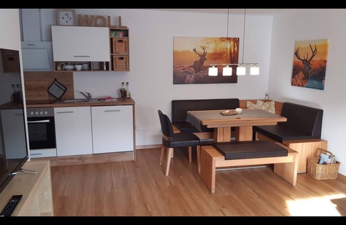 Zueschen Apartment | Modern vacation apartment with walk-in shower in the town center