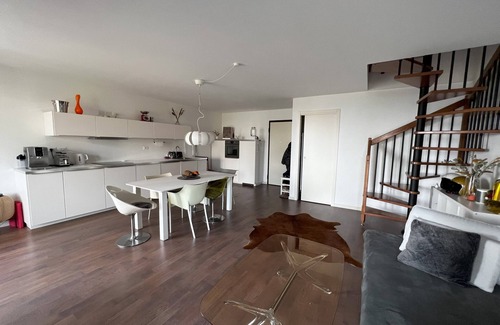 Pulciano Apartment | Modern vacation apartment with fantastic lake view, terrace, balcony & infinity pool