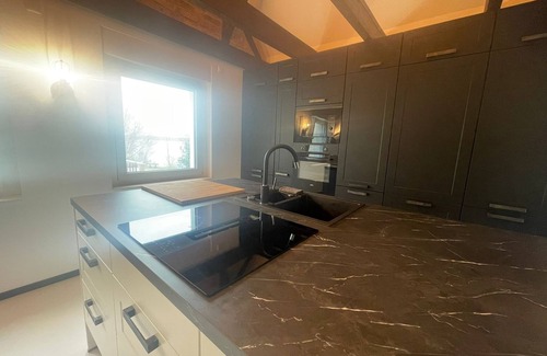 Pouch Apartment | Modern vacation apartment with lake view