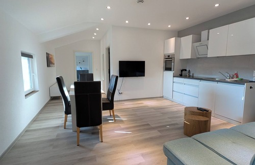 Babenhausen Condo | Modern vacation apartment on the horse farm 4-6 persons *W LAN, Smart TV*