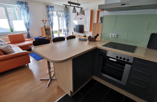 Steisslingen Apartment | Modern vacation apartment in a quiet location, approx. 8 km from Lake Constance