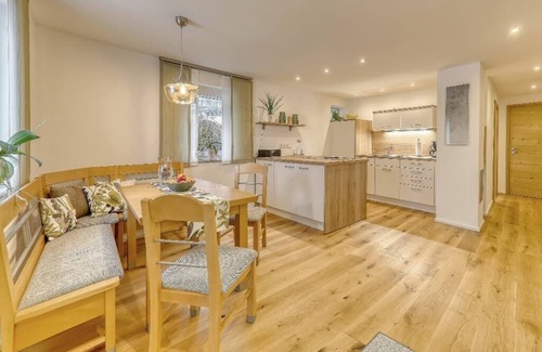 Roehrnbach Apartment | Modern vacation apartment (65 sqm) for 2 people with large terrace