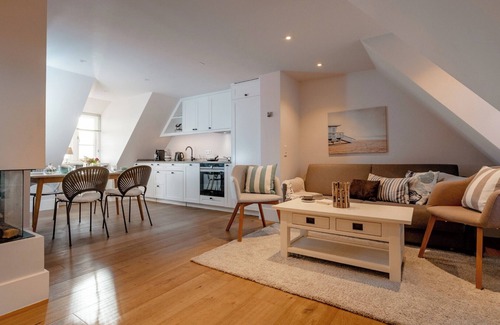 Archsum Apartment | Modern vacation apartment with a sensational view of the Wadden Sea