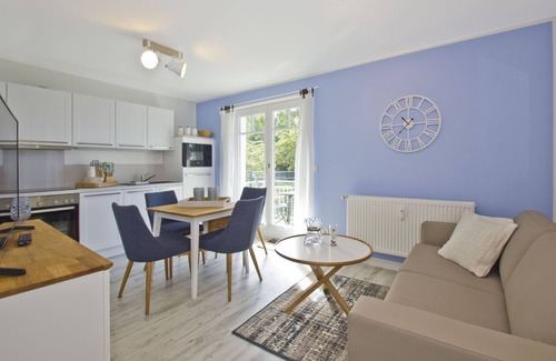 Lietzow Apartment | Modern vacation apartment with balcony, sea view - Ferienresidenz Zwei BoddenFeWo 1-2