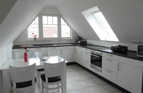 Zingst Apartment | Modern vacation apartment with large balcony/loggia - Mühlenstrasse