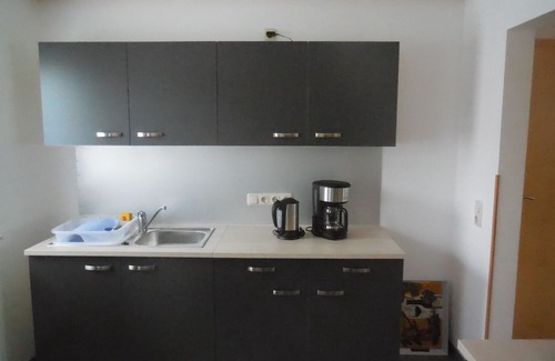 Mittelsdorf Apartment | Modern vacation apartment (50m2) with wood-burning stove